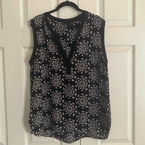 Noir abstract/floral lightweight v-neck blouse